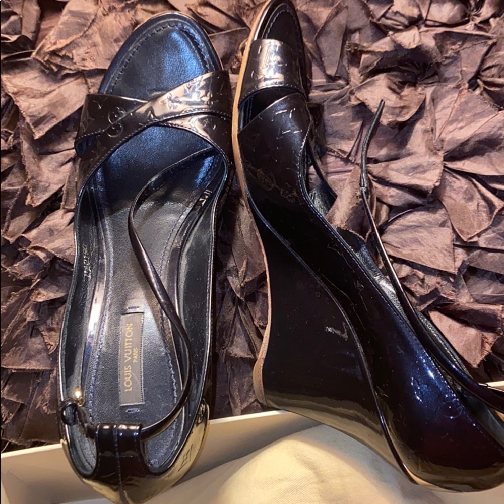 Navy Blue Wedges LV